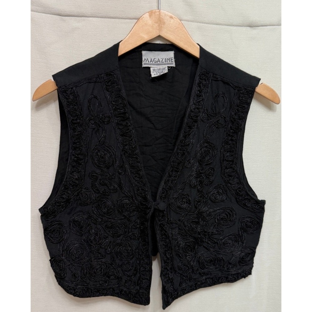 Vintage Magazine Women's Black Embroidered Soutache Cropped Vest Medium